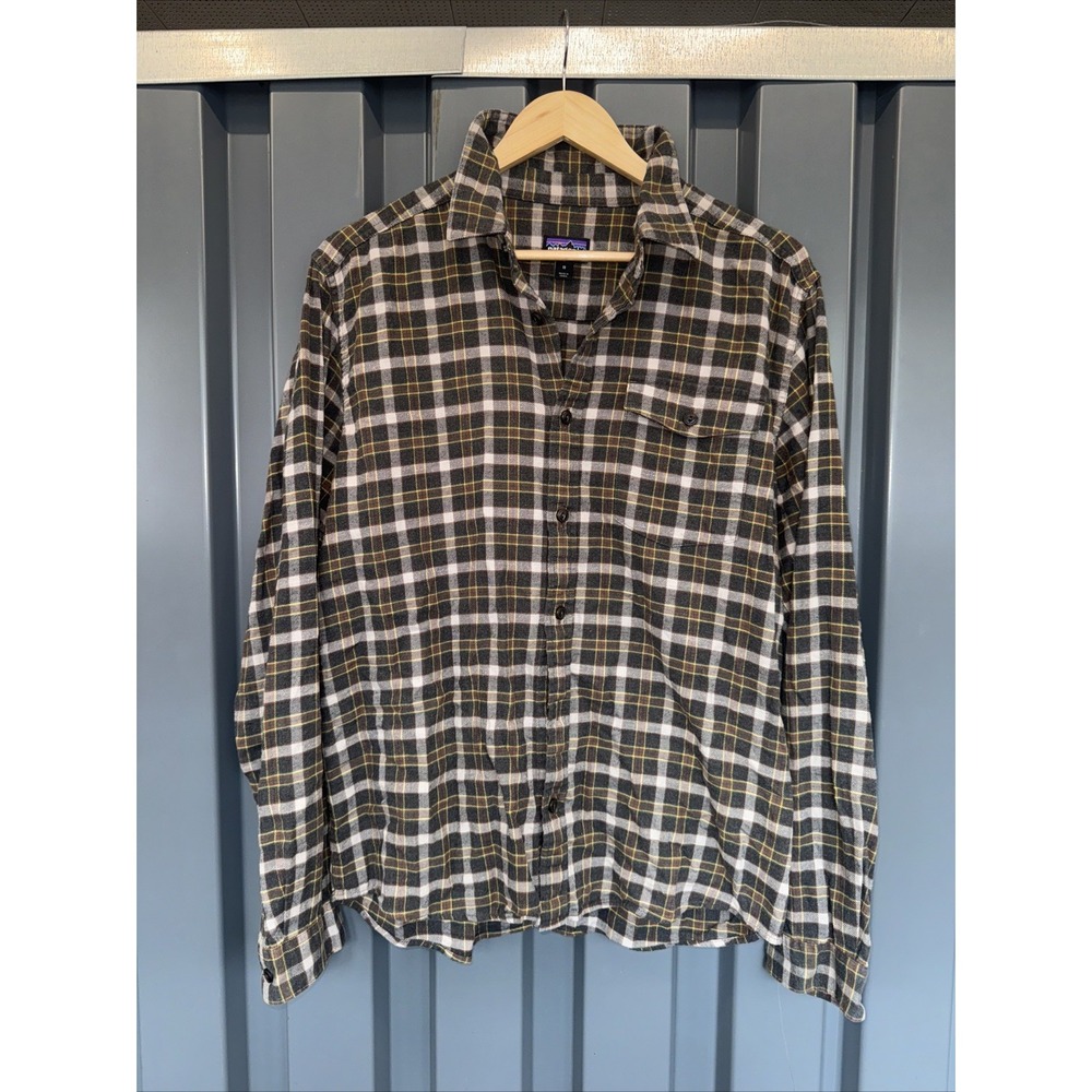Patagonia Fjord Plaid Flannel Shirt Mens Size Medium 100% Organic Cotton